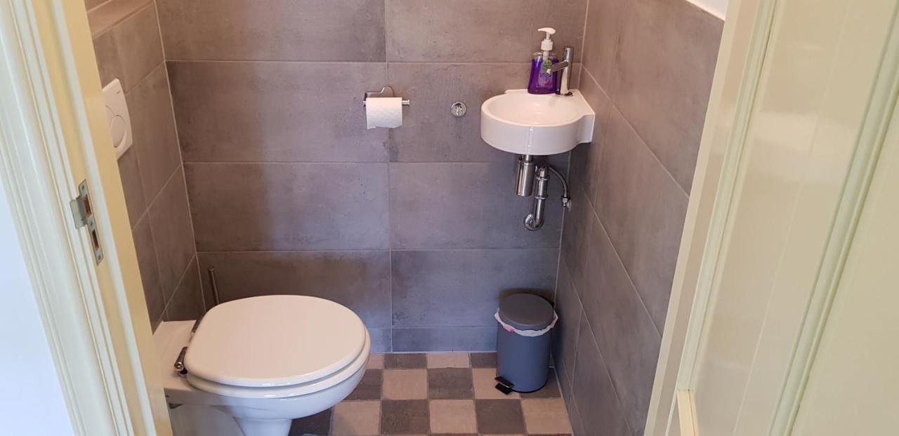 Prachtig Vrijstaand Appartement Aan Het Water Heerhugowaard Extérieur photo