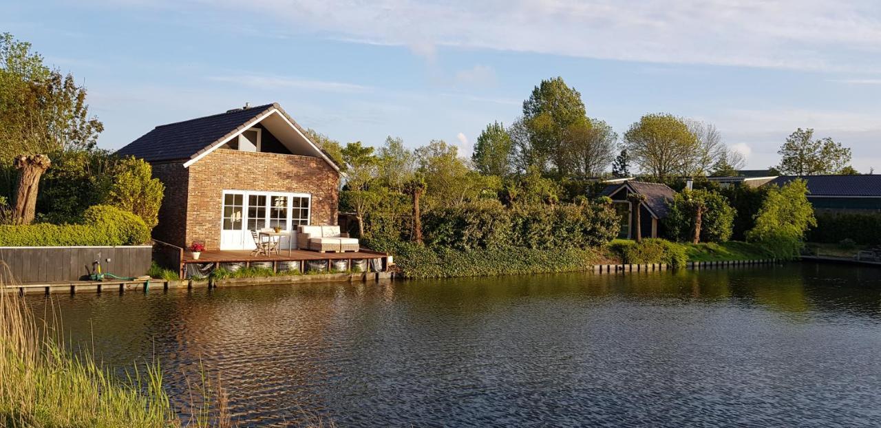 Prachtig Vrijstaand Appartement Aan Het Water Heerhugowaard Extérieur photo