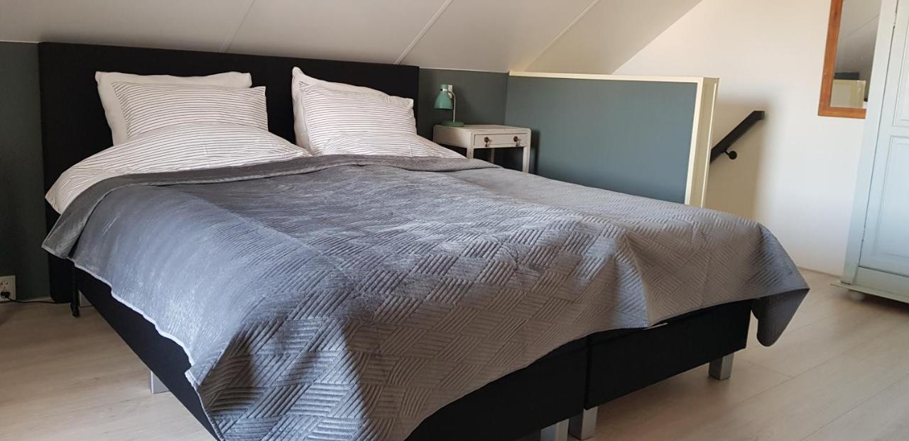 Prachtig Vrijstaand Appartement Aan Het Water Heerhugowaard Extérieur photo